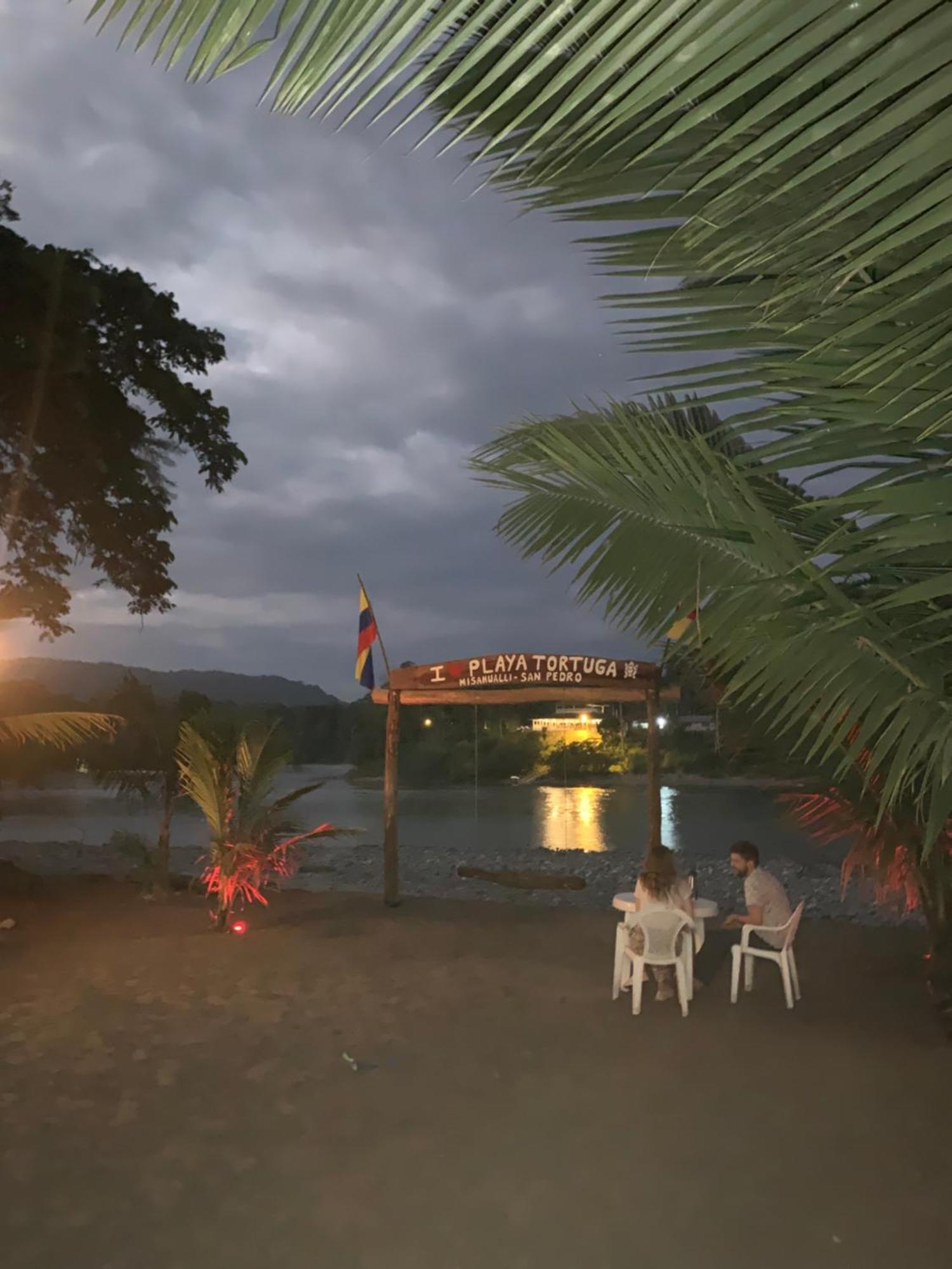 Playa Tortuga Daire Puerto Misahuallí Dış mekan fotoğraf