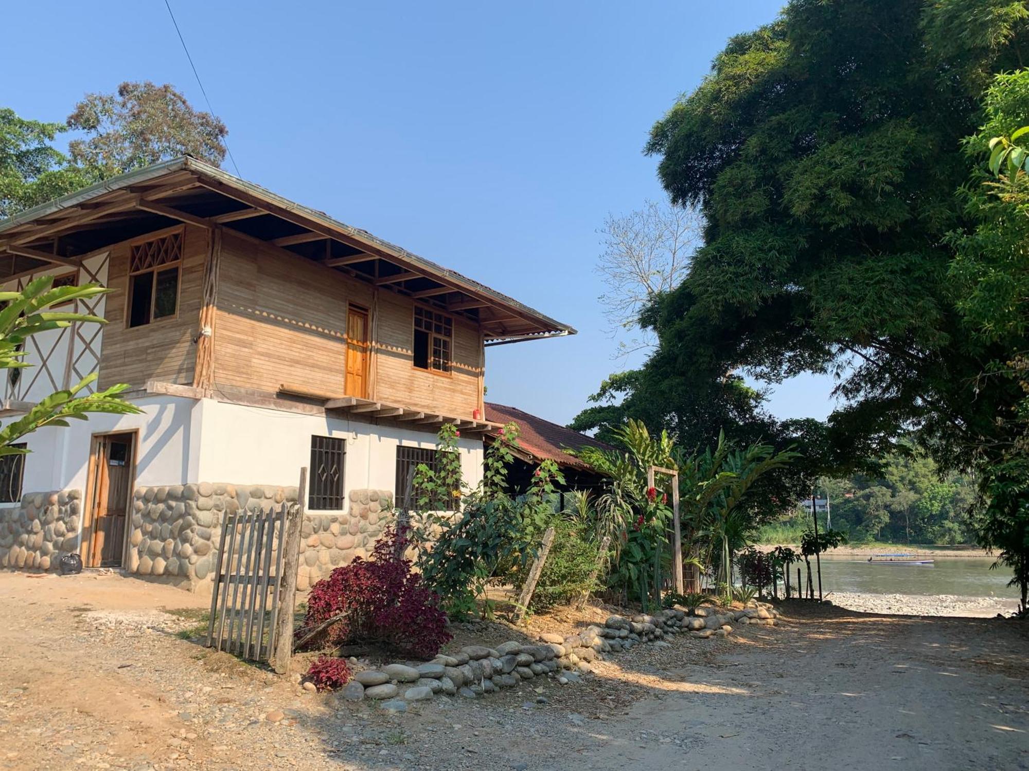 Playa Tortuga Daire Puerto Misahuallí Dış mekan fotoğraf